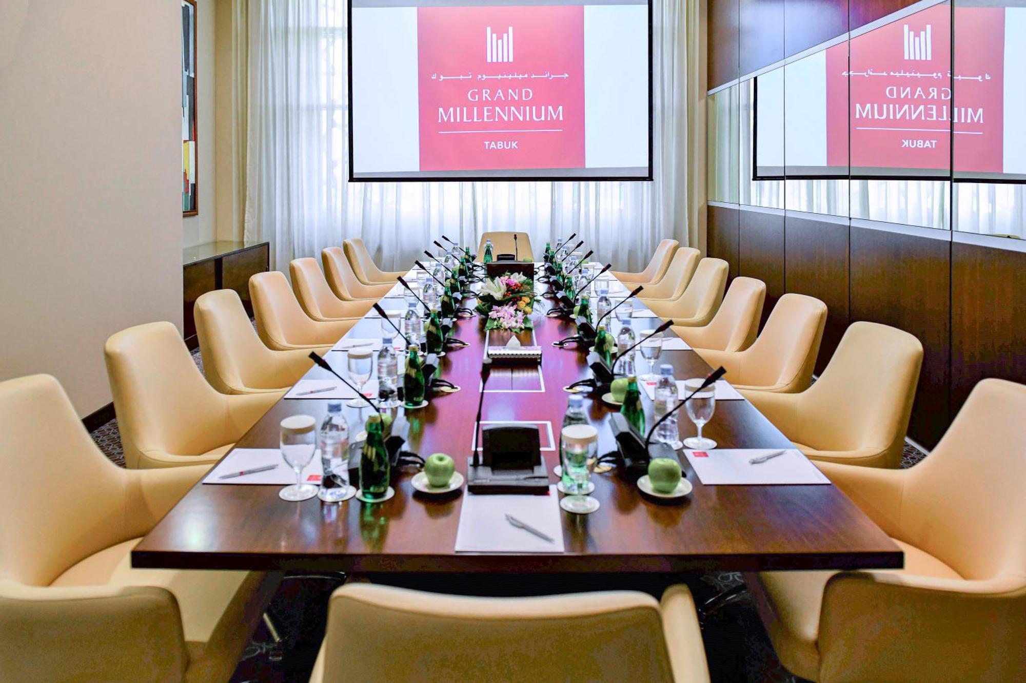 Grand Millennium Tabuk Hotel Buitenkant foto